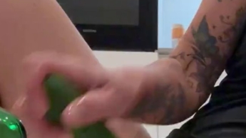 Habe Hunger auf eine Gurke