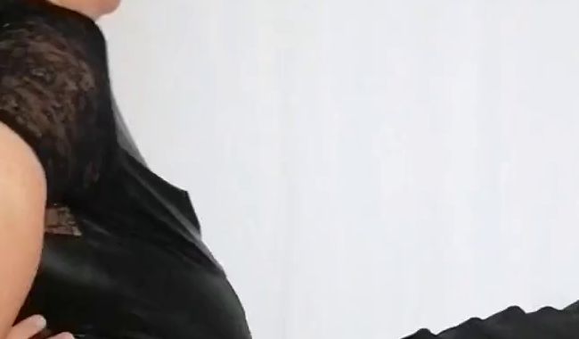 Strapon Fick mit meinen Trans Sklavinnen