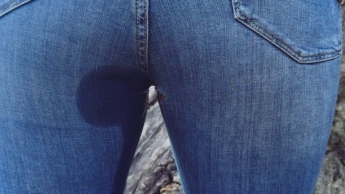 USERWUNSCH!! Ich PISS mir draußen in die Hose, konnte es nicht mehr aushalten!