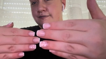 Wunsch Video spritzt mir auf meine frisch lackierten Gelnägel