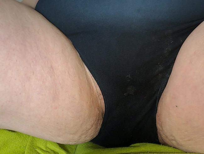 getrocknete Spermaflecken nach der Outdoor Gangbang