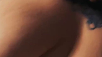 Dicke Titten enthüllen macht mich geil, komm schnell und schau sie Dir an!!!