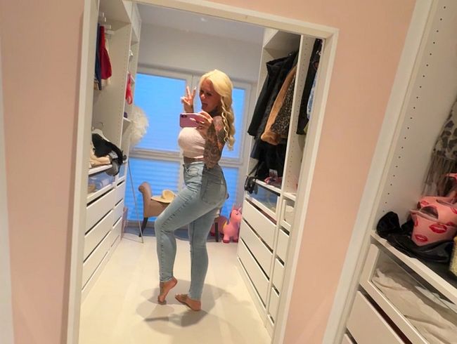GEILSTER JEANS ARSCH IM NETZ | versauter Dirty Talk lässt dich spritzen!