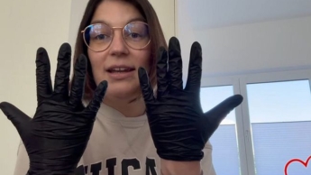 Latex Handschuhe Wichsanweisung für Loser