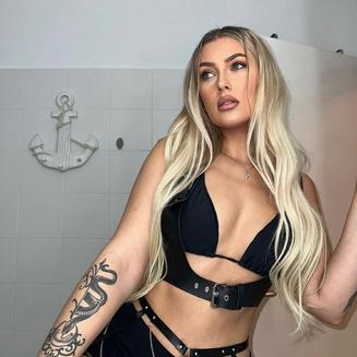 Luna_Blond
