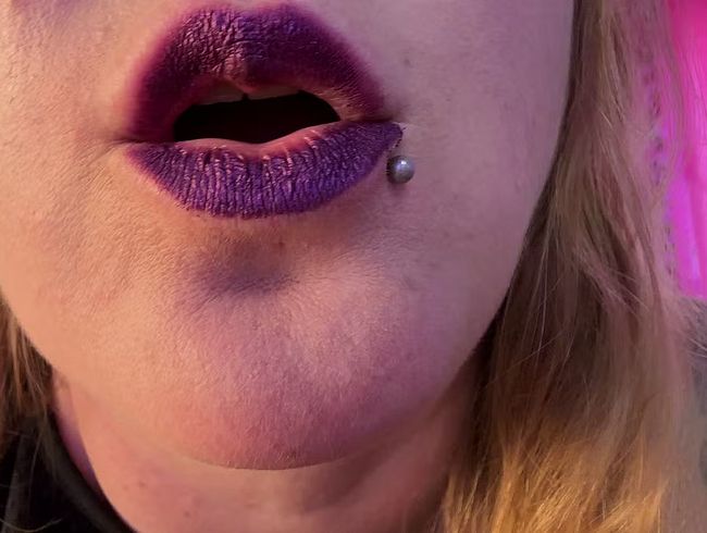 dunkler Lippenstiftfetisch
