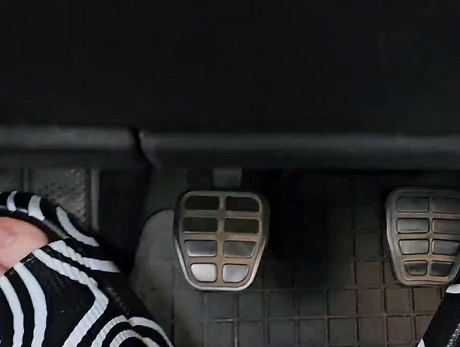 Autofahren in Schlappen