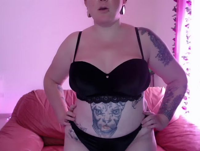 Cuckold-Ehemann, Schwanz-Fluffer in Keuschheit