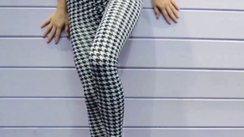 Facestanding in duftendem Nylon