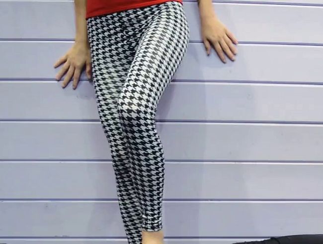 Facestanding in duftendem Nylon