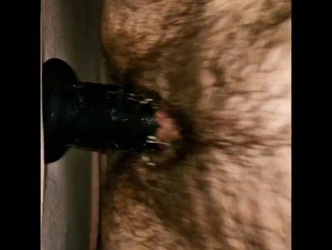 Schwanger einen Dildo reiten
