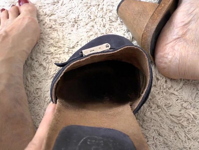 Wichse geil in meinen geschlossenen Sabot Schuh, POV, JOI