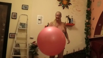 rosa Hüpfball