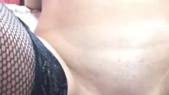 schau mir zu, wie ich meine nasse Muschi wichse