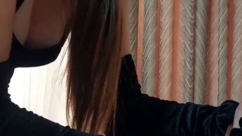 Handjob in Samthandschuhen