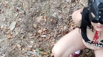 In den Mund pissen – beste Nahaufnahme von Milf – Natursekt