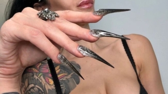 Lange KRALLEN – meine neue Form, lange Nägel mit langen Fingern, HEISSE Handjobs mit Spucke