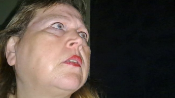 eingeschüchterter Mistkerl