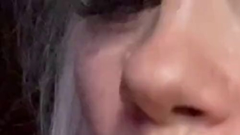 süßer Blowjob mit einem Fetisch