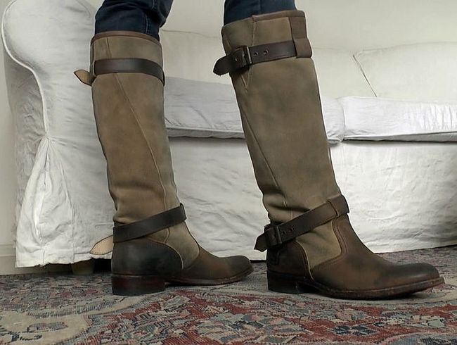 Wichsaufgabe des Tages: Spritze ab auf meine Lederstiefel Teil 14