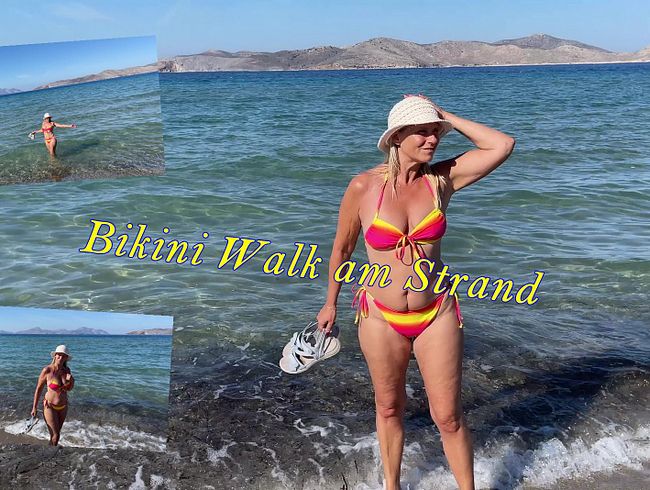 Bikini Walk am Strand