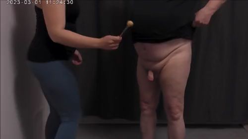 CBT mut Klöppel und Hand