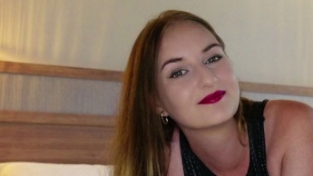 Deine Existenz in meinen Händen