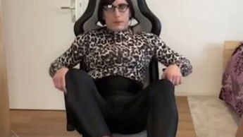 Der zweite Teil meines Verwöhnvideos,(Nylonsohlen) :))