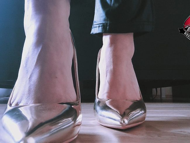 High Heels. Kontrolle. Hingabe