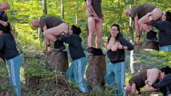 Ich lecke gerne Arschlöcher, bis das Sperma kommt!