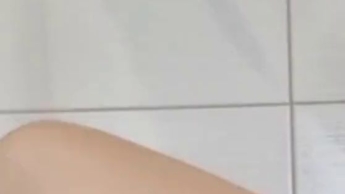 In den Mund gepisst und Pissmöse lecken