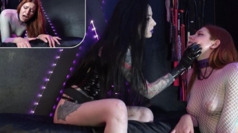 Lesbische Session mit der Herrin, sie befiehlt und ich gehorche