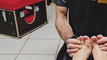 Liesas Fetisch-Adventskalender Türchen 3 – Fußmassage für die HERRIN