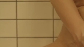 Öliger Arsch von Sata Jones