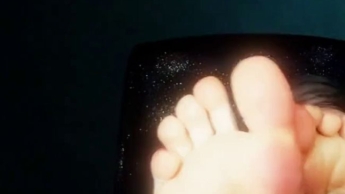 Sexy Füße necken :*(ohne Ton)