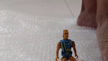 WEICHER RIESENSCHRITT Y ASMR-BODENKLÄNGE MIT MEINEN GROSSEN SOHLEN