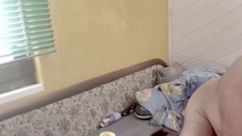 Zum Geburtstag gab es einen 52cm Strapon, ich hatte jedenfalls Spass, aber er …