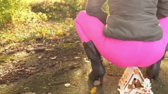 Pfefferkuchenhaus crushing – foodcrushing in pinker Leggings