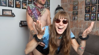 Heißer Polizistin Sex an Halloween !!