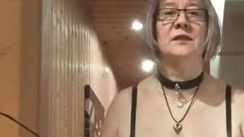 Ballbusting Ich tret in deine Eier