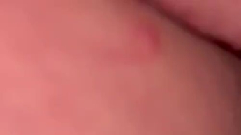 Mein erstes Pinkelvideo auf dem Klo