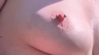 Ich pinkle gerne in der Öffentlichkeit, schaust du mir gerne dabei zu?