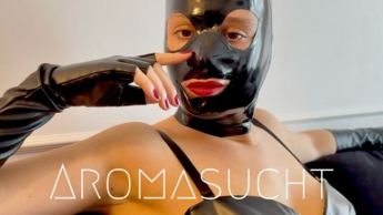 Aroma Sucht! Du bist meine kleine Suchtfotze! Ich zerficke dein Gehirn! Mit Abspritzbefehl!